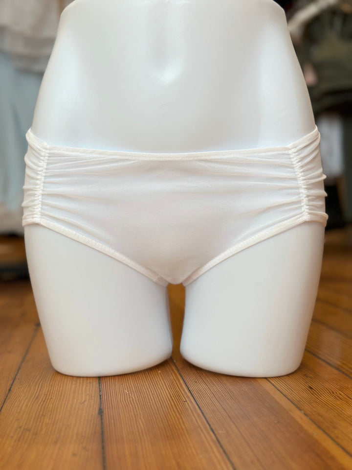 Only Hearts brief White / S Only Hearts Whisper Ruched Hipster