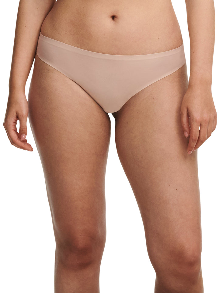 Chantelle thong Nude Rose / One Size Chantelle SoftStretch Thong