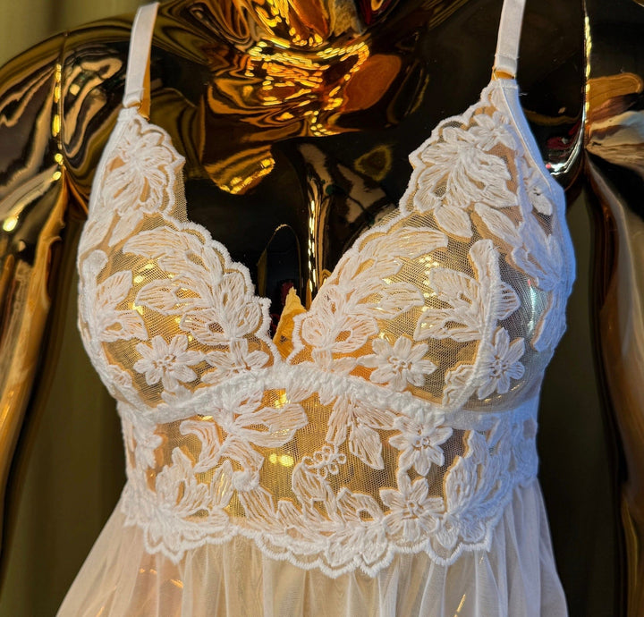 Kilo Brava Chemise Kilo Brava Embroidery Babydoll- White