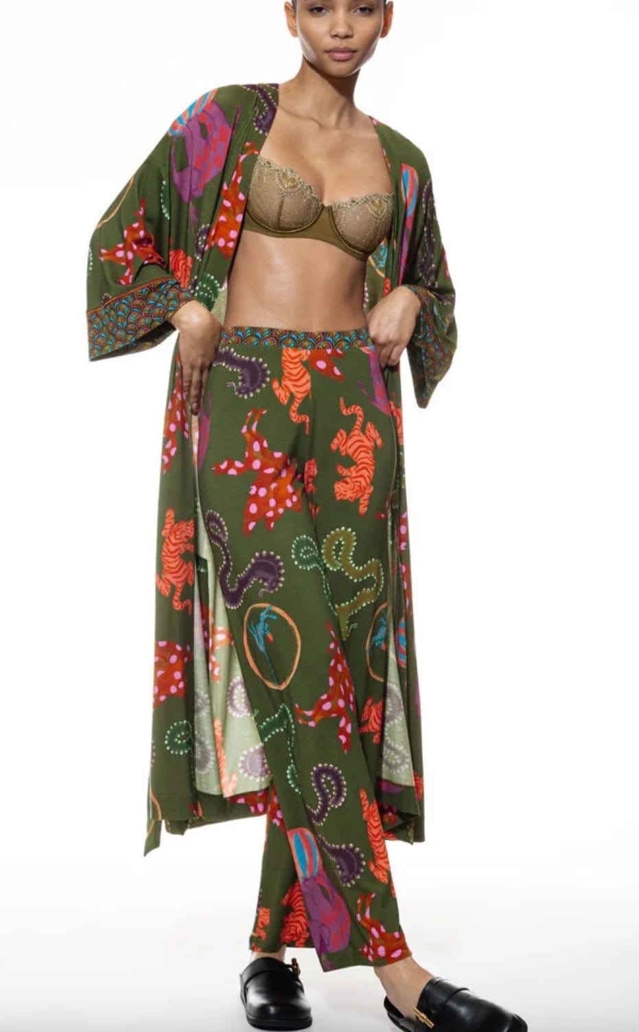 Mey Robes Pineforest / M Mey Love Circus Kimono