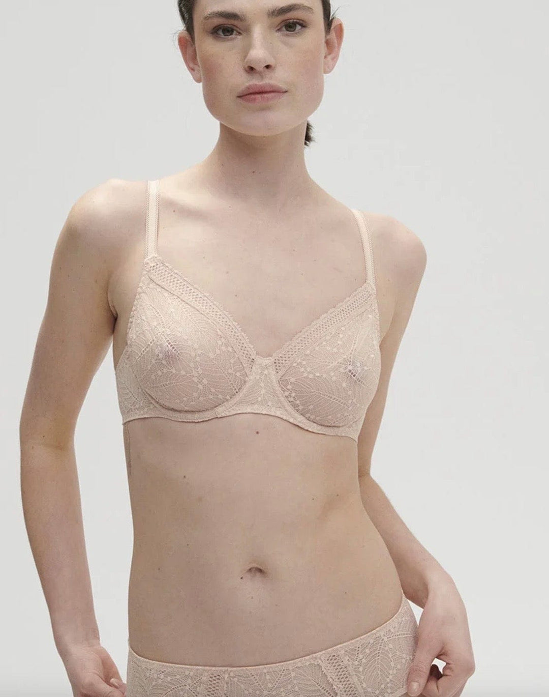 Buy Simone Perele Women's Revelation Control Bodysuit with Full Cup Bra,  Nude, 34C Online at desertcartSeychelles