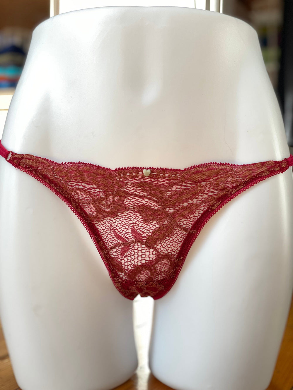 4-pack Stretch Lace Thongs (3065792)
